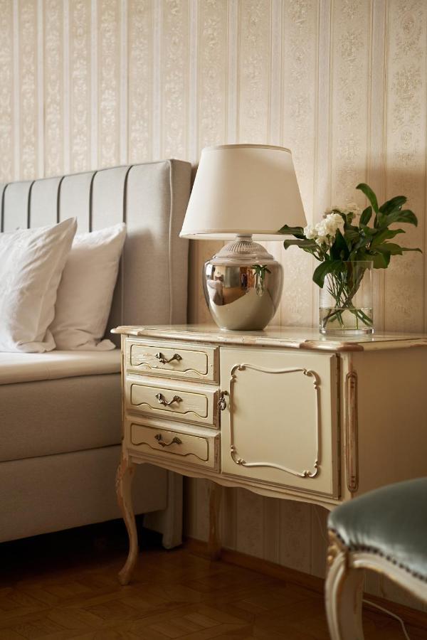 Boutique Palac Warmatowice Sienkiewiczowskie เลกนิตซา ภายนอก รูปภาพ